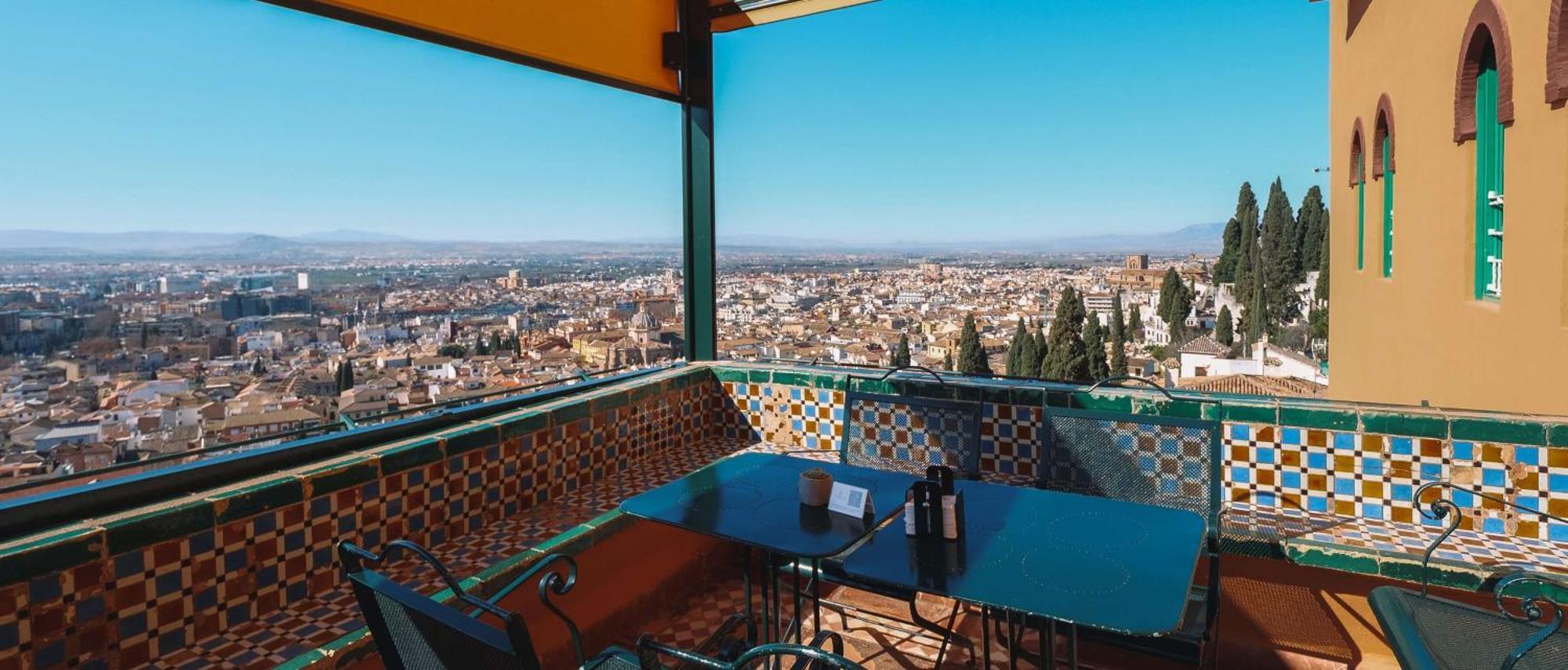 Alhambra Palace Hotel Granada Bagian luar foto